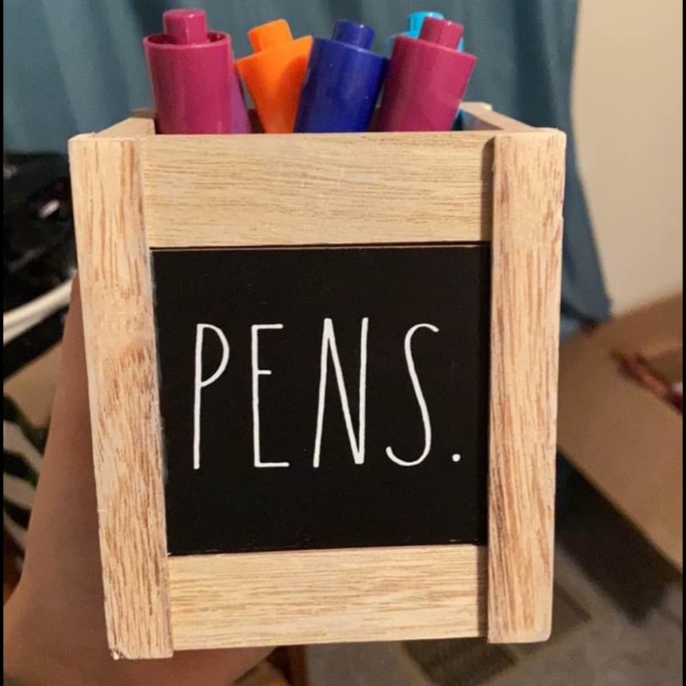 Rae dunn pen holder